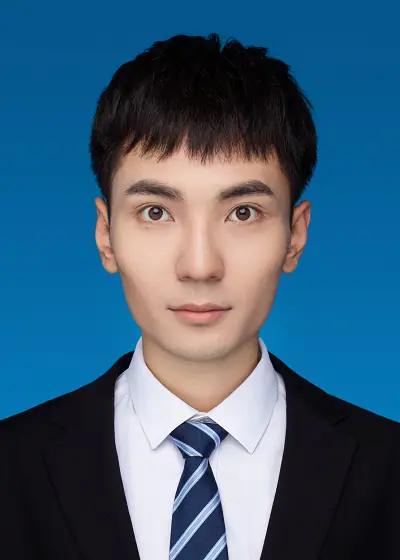 秦伟杰